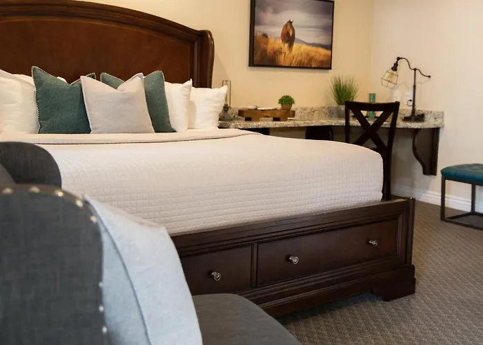 Hotel Primrose And Chino Valley
